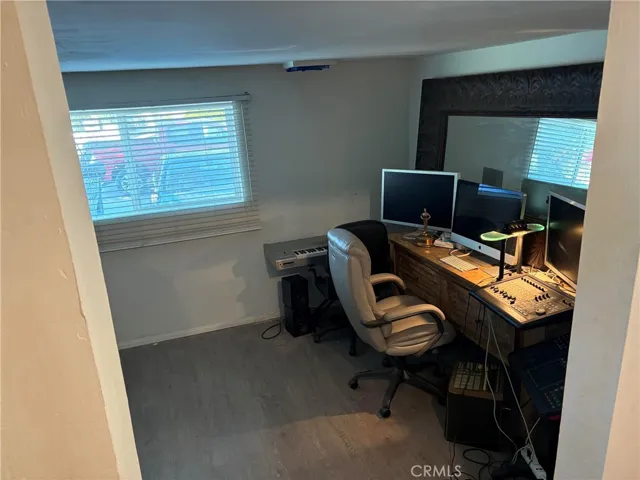 8441 Rincon, Los Angeles, California 91352