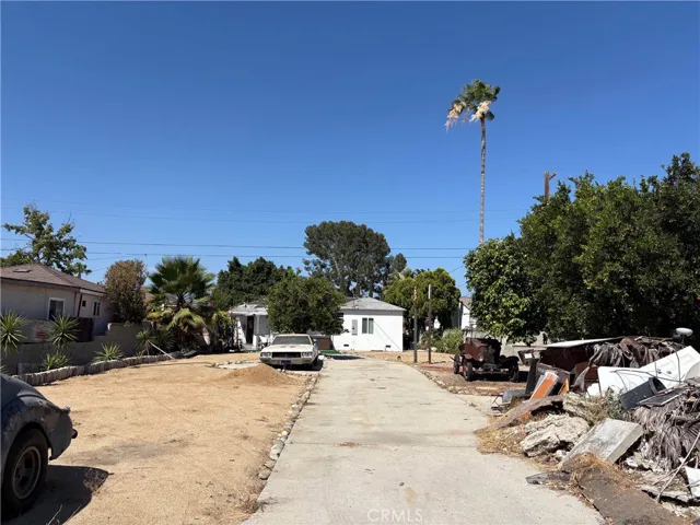 8441 Rincon, Los Angeles, California 91352
