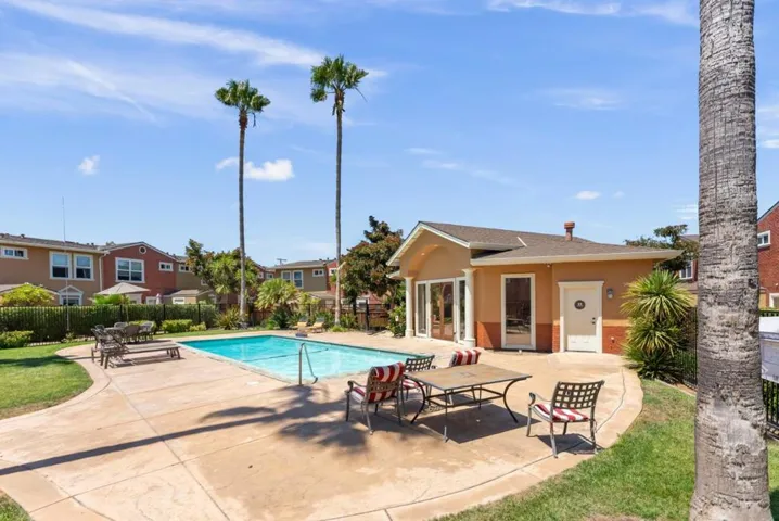 857 Carlisle Way 128, Sunnyvale, California 94087