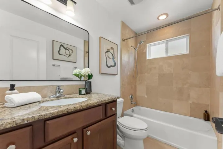 857 Carlisle Way 128, Sunnyvale, California 94087