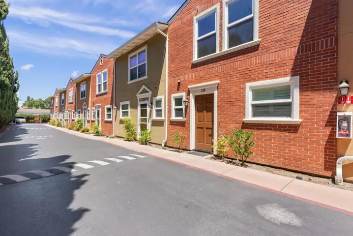 857 Carlisle Way 128, Sunnyvale, California 94087