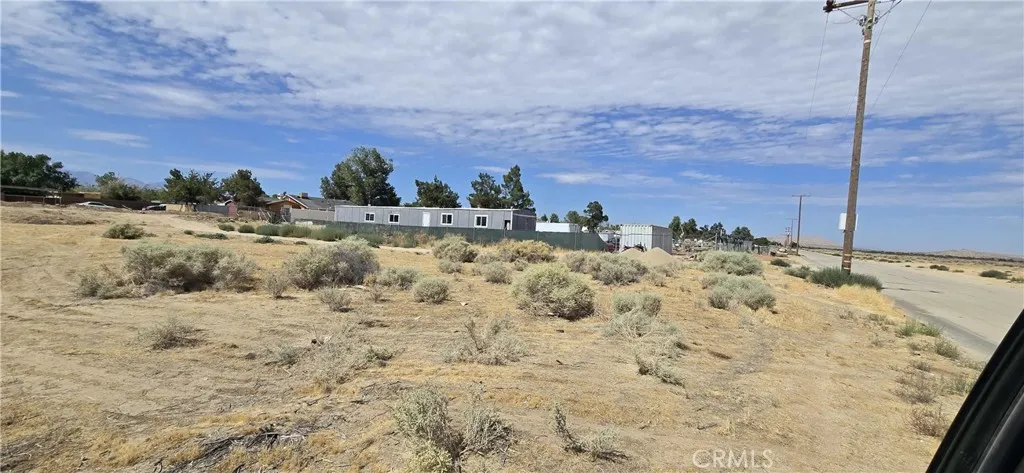 17900 Mossdale Avenue, Lancaster, California 93535