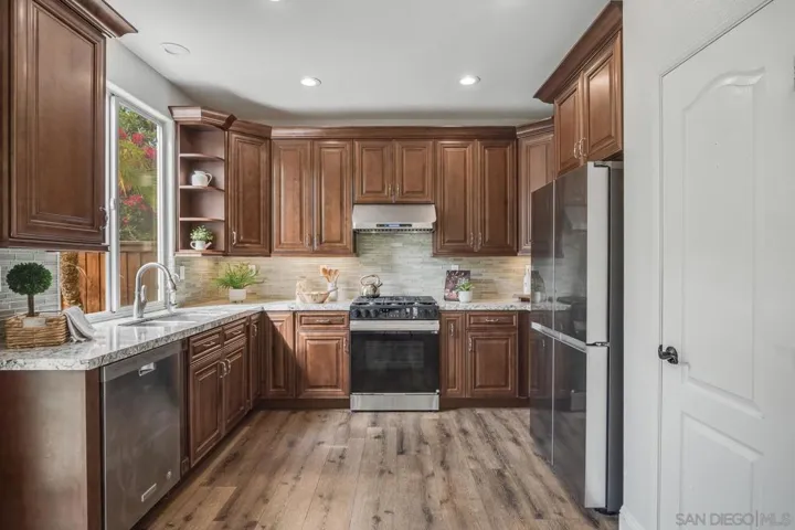10857 Corte De Marin, San Diego, California 92130