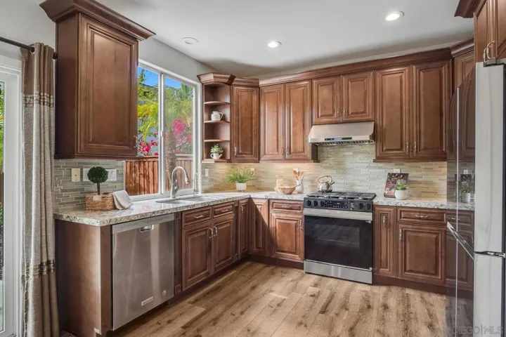 10857 Corte De Marin, San Diego, California 92130