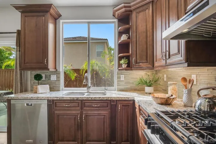 10857 Corte De Marin, San Diego, California 92130