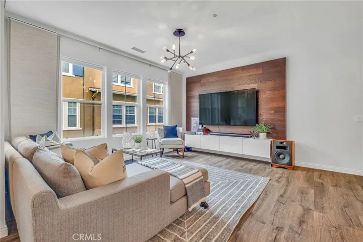 1800 Oak 328, Torrance, California 90501