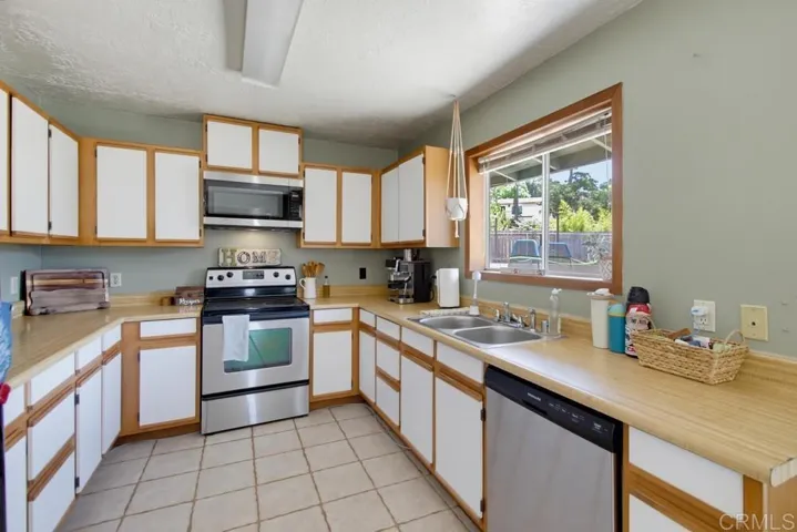 1949 Sunnyside Ave Avenue, El Cajon, California 92019