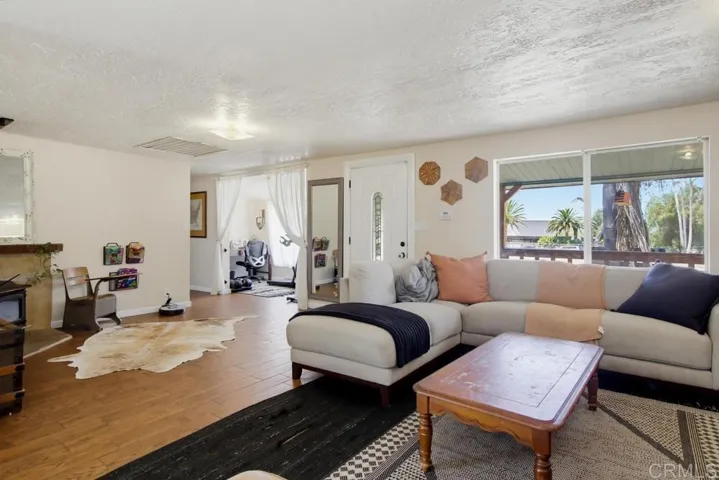 1949 Sunnyside Ave Avenue, El Cajon, California 92019