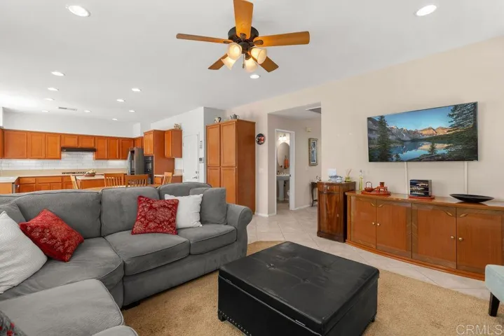 1043 Greenway Road, Oceanside, California 92057