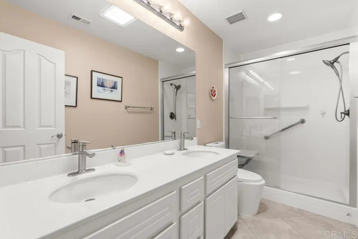 1043 Greenway Road, Oceanside, California 92057