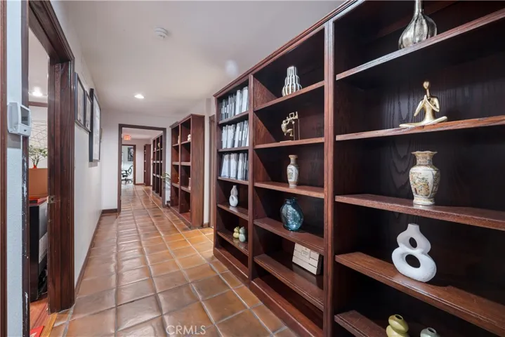 635 W Foothill, Monrovia, California 91016