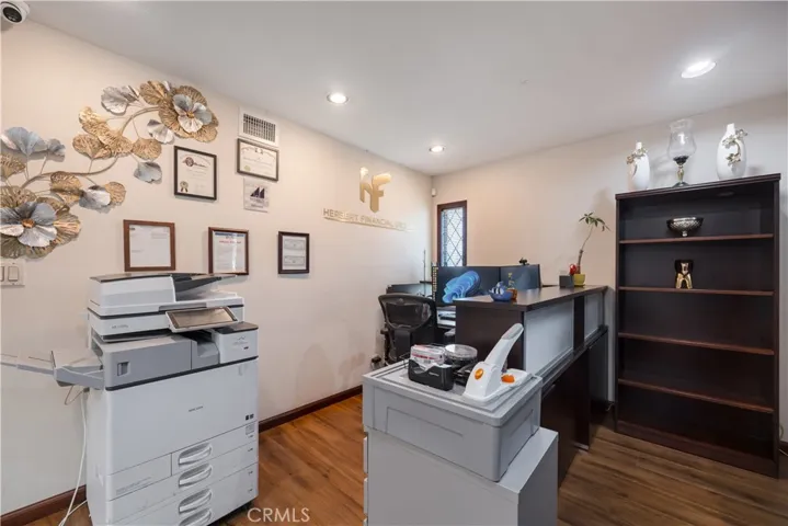 635 W Foothill, Monrovia, California 91016