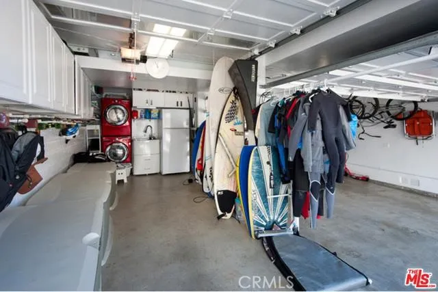 224 39th Street, Manhattan Beach, California 90266
