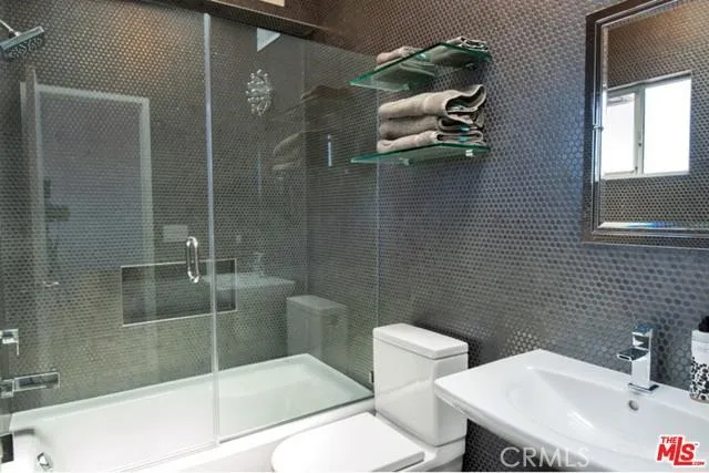 224 39th Street, Manhattan Beach, California 90266