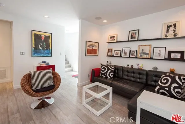 224 39th Street, Manhattan Beach, California 90266