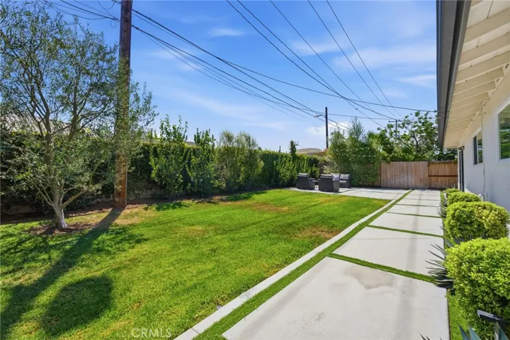3124 Trinity, Costa Mesa, California 92626