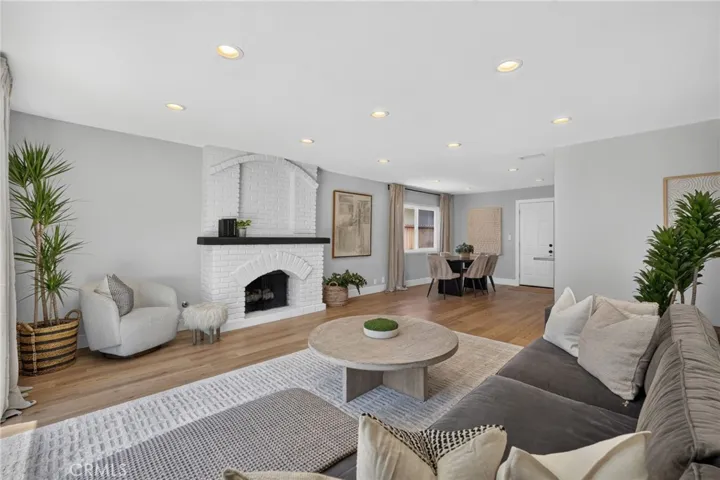 3124 Trinity, Costa Mesa, California 92626