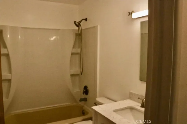 44220 Kirkland, Lancaster, California 93535