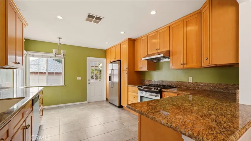 540 Clement Drive, Glendale, California 91202