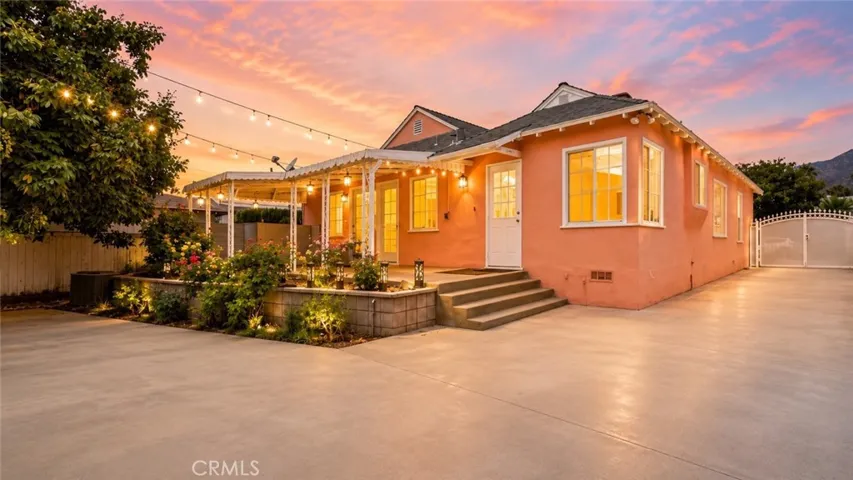 540 Clement Drive, Glendale, California 91202