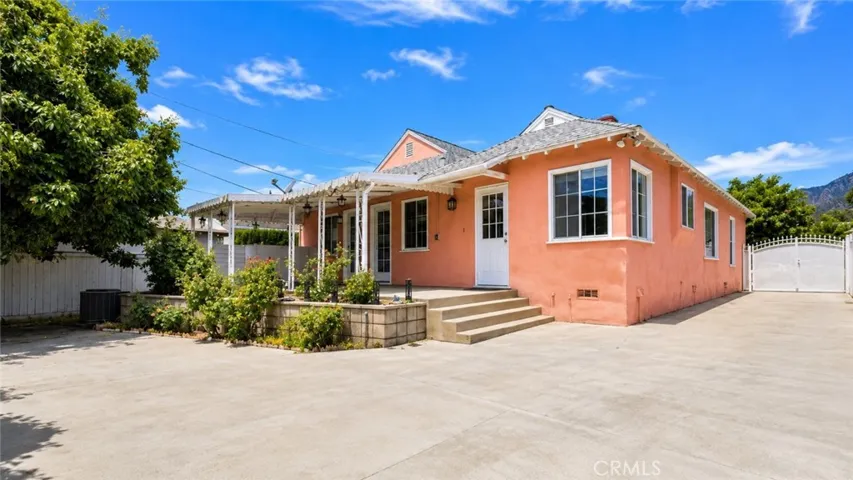 540 Clement Drive, Glendale, California 91202