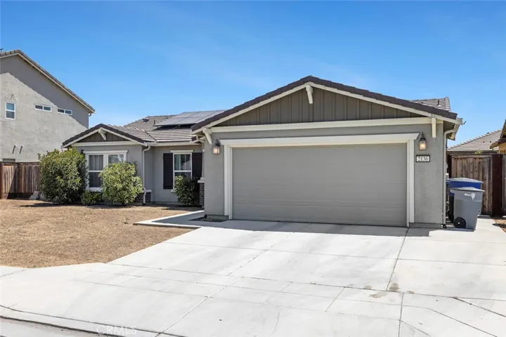2136 N Redda Road, Fresno, California 93737
