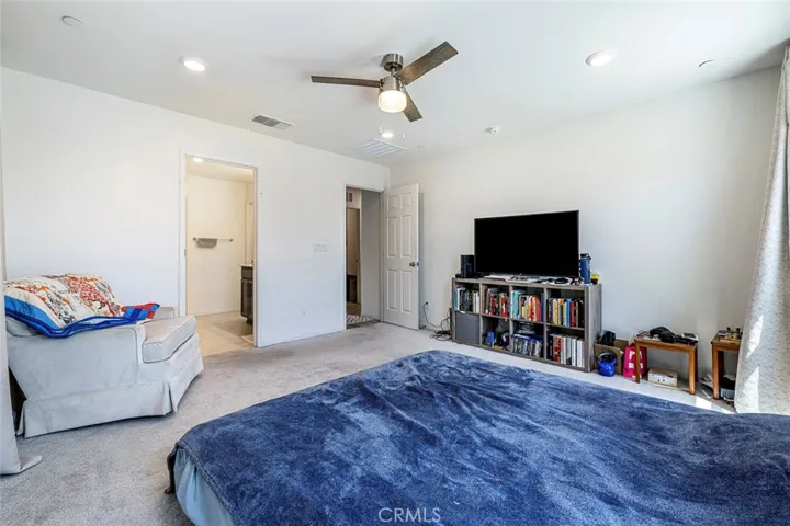 2136 N Redda Road, Fresno, California 93737