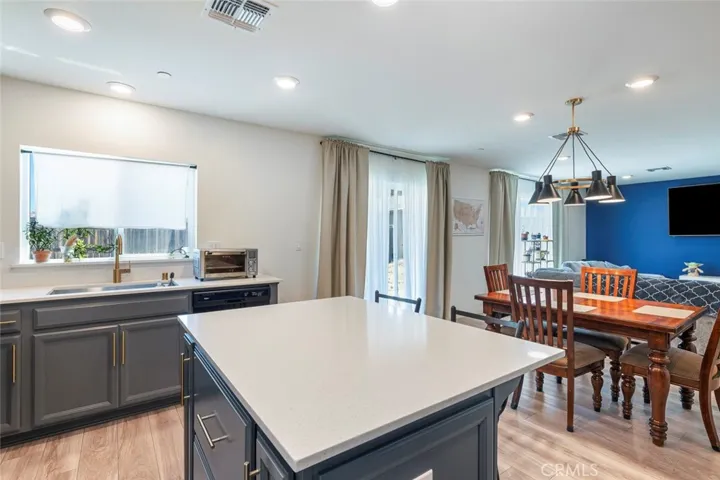2136 N Redda Road, Fresno, California 93737