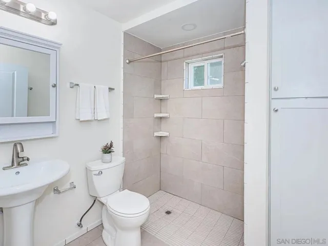 4956 63rd St, San Diego, California 92115