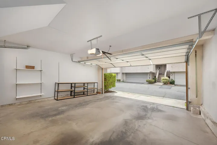 2-Car Garage