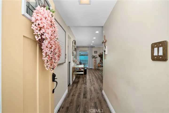 852 Kallin Avenue, Long Beach, California 90815