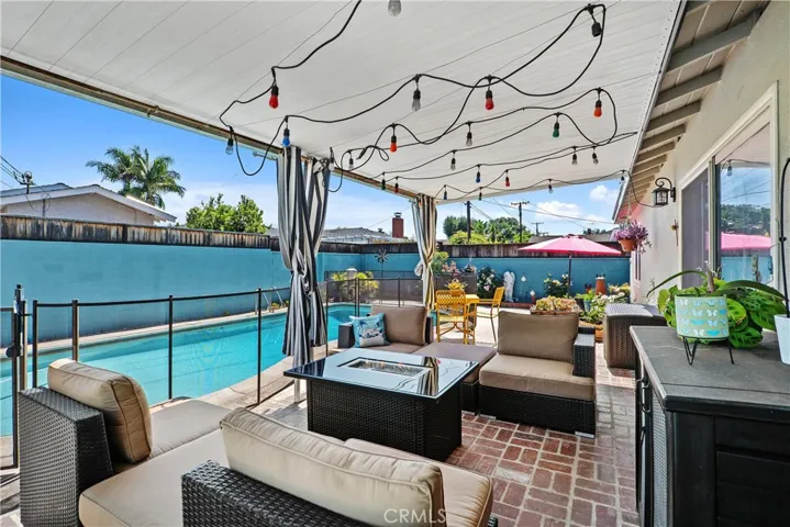 852 Kallin Avenue, Long Beach, California 90815
