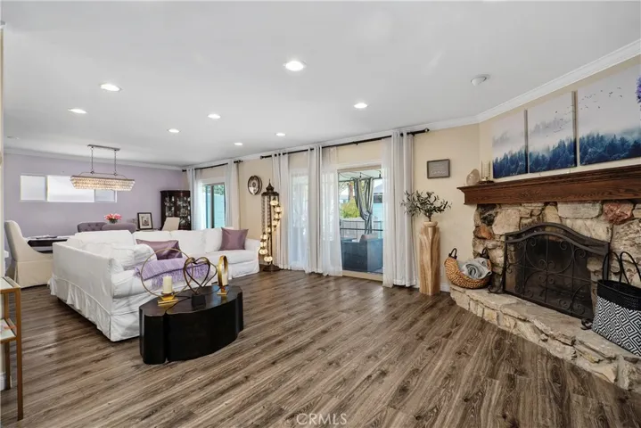 852 Kallin Avenue, Long Beach, California 90815