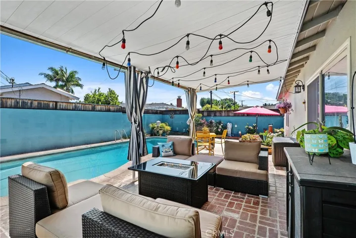 852 Kallin Avenue, Long Beach, California 90815