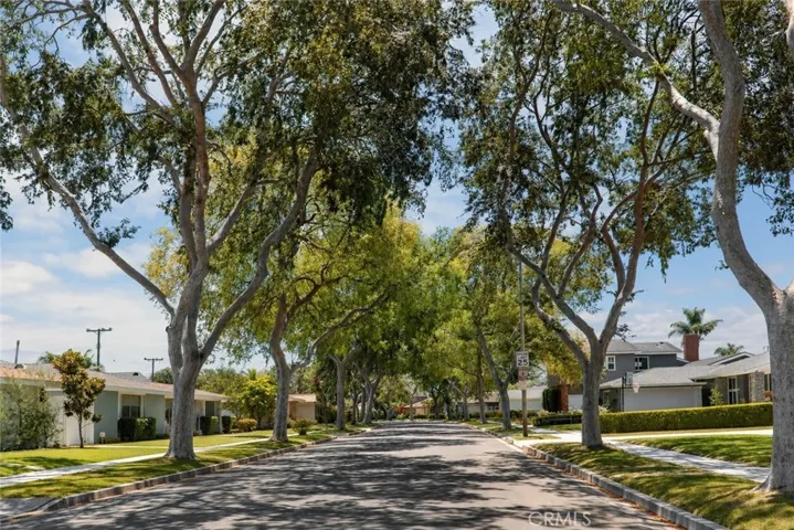 852 Kallin Avenue, Long Beach, California 90815