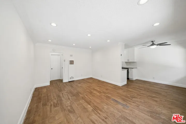 7209 Willoughby Avenue 5, Los Angeles, California 90046