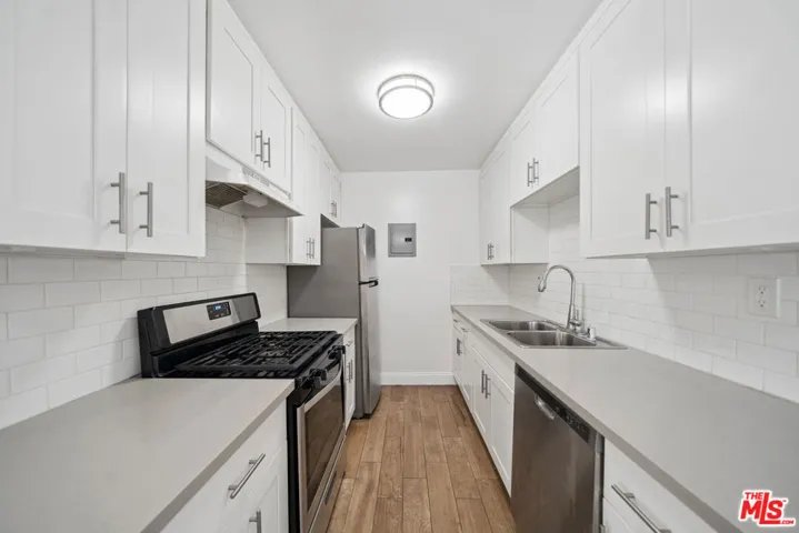 7209 Willoughby Avenue 5, Los Angeles, California 90046