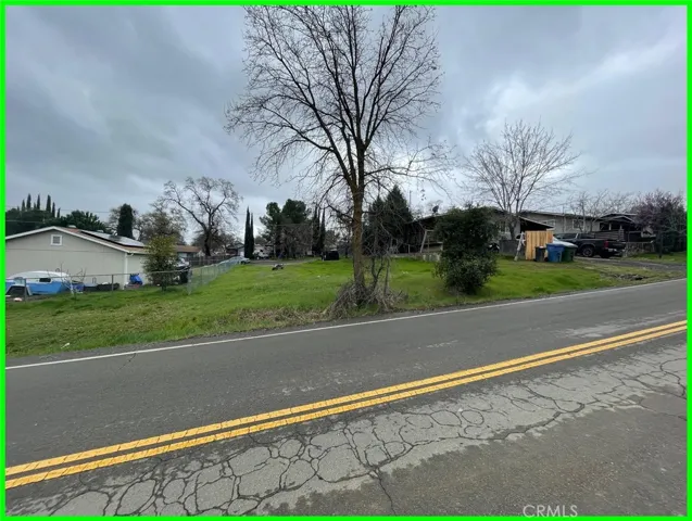 15940 Davis Avenue, Clearlake, California 95422