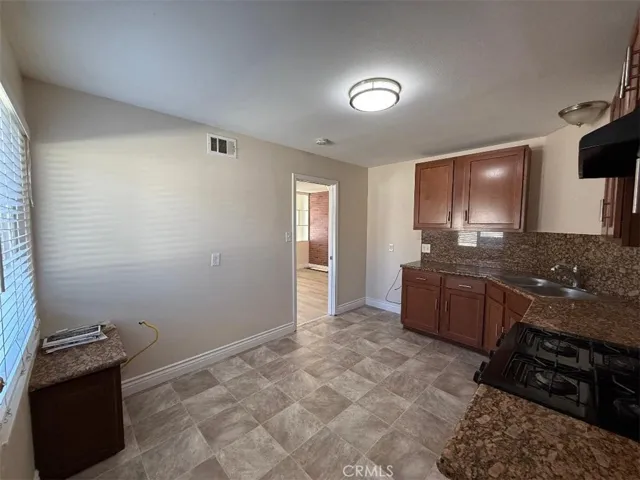 3451 Central, Riverside, California 92506