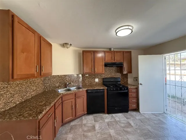 3451 Central, Riverside, California 92506