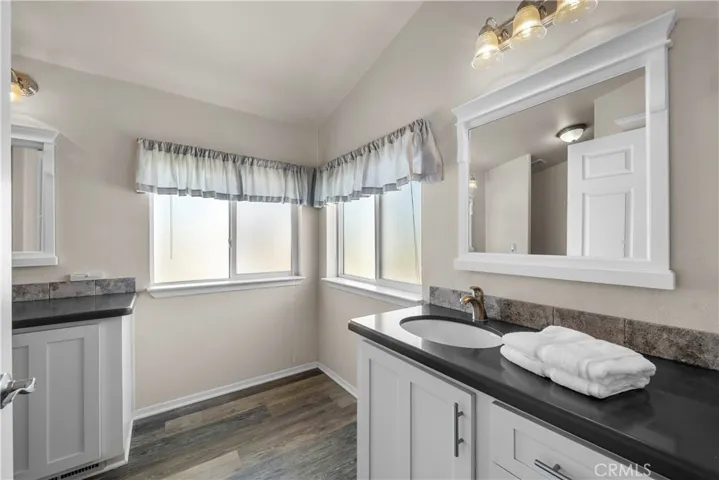 1215 Anchors Way #5 5, Ventura, California 93001