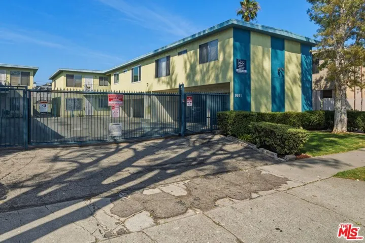 1651 W 206th Street, Torrance, California 90501