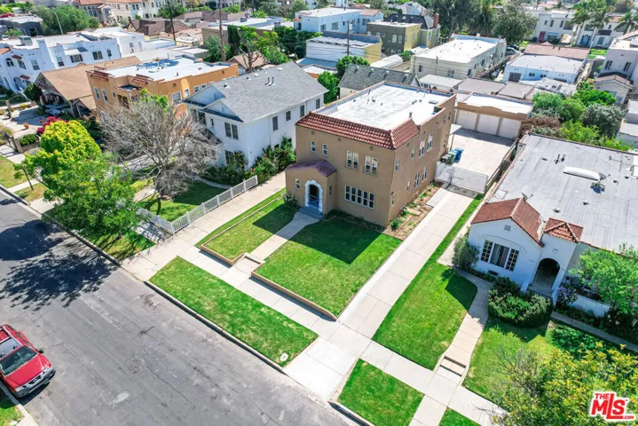 1226 Keniston Avenue, Los Angeles, California 90019