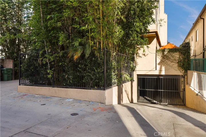 1214 14th Street 203, Santa Monica, California 90404