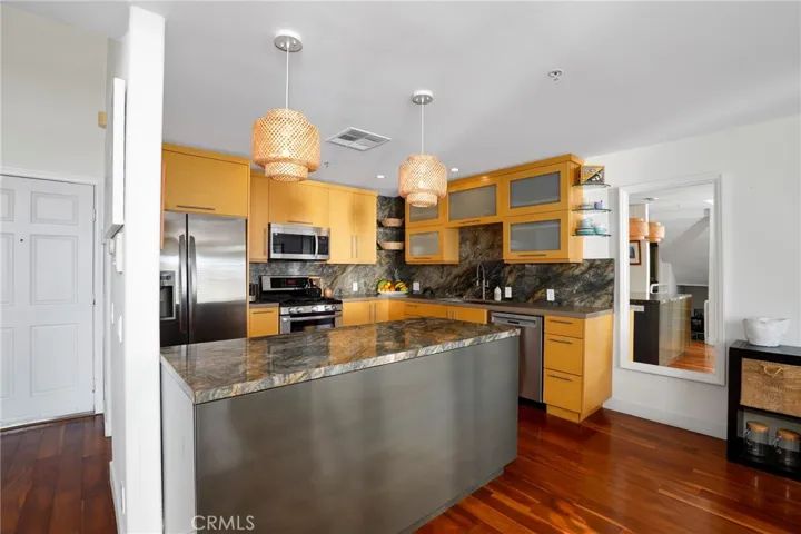 1214 14th Street 203, Santa Monica, California 90404