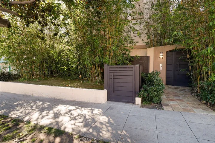 1214 14th Street 203, Santa Monica, California 90404