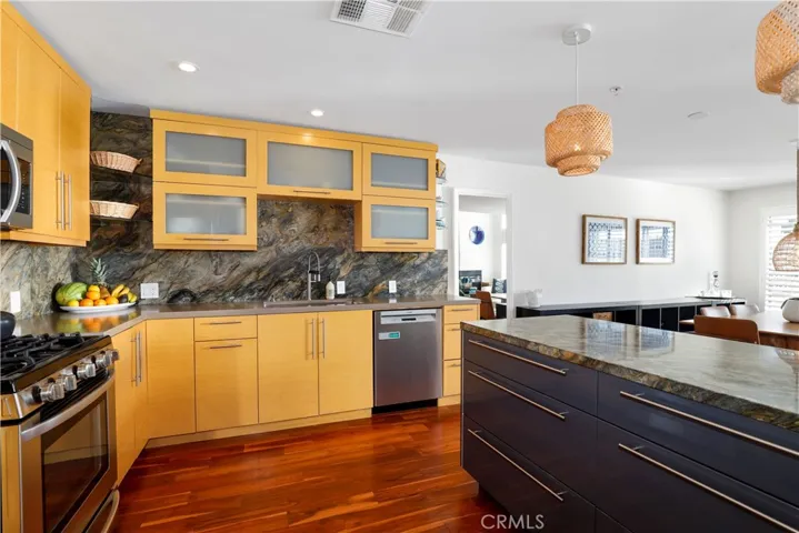 1214 14th Street 203, Santa Monica, California 90404