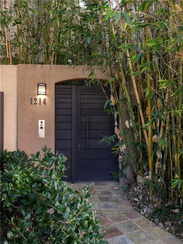 1214 14th Street 203, Santa Monica, California 90404