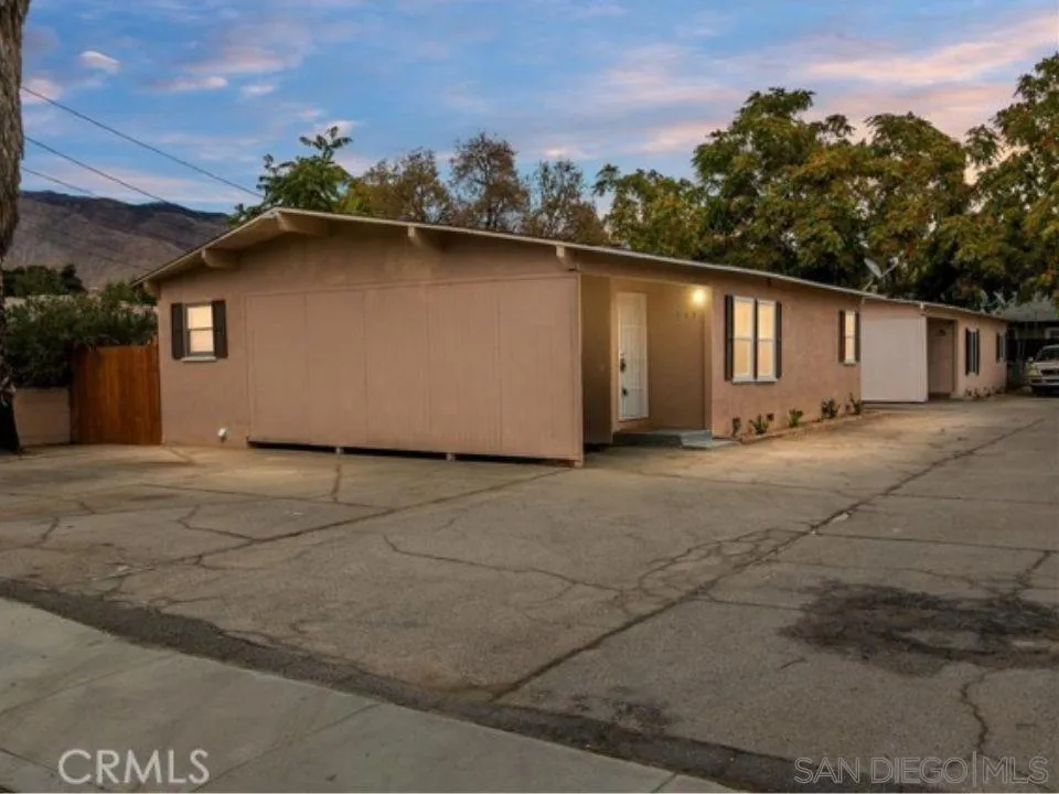 157 N Sheriff Ave