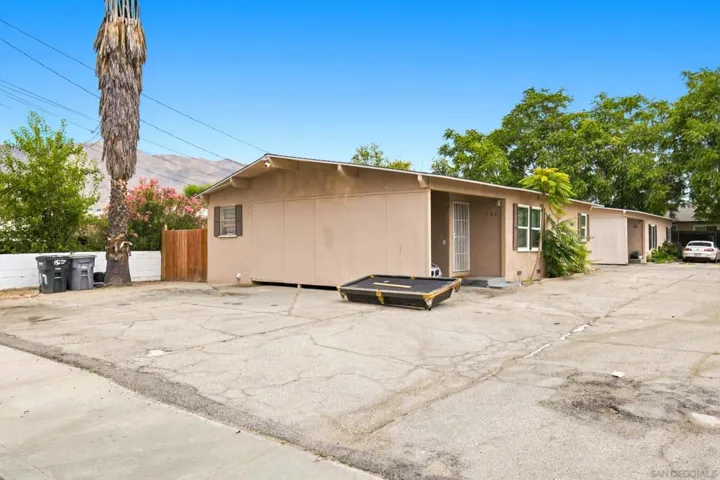 157 N Sheriff Ave, San Jacinto, California 92583